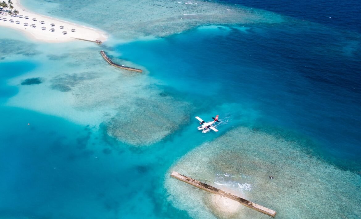 plane landing in water